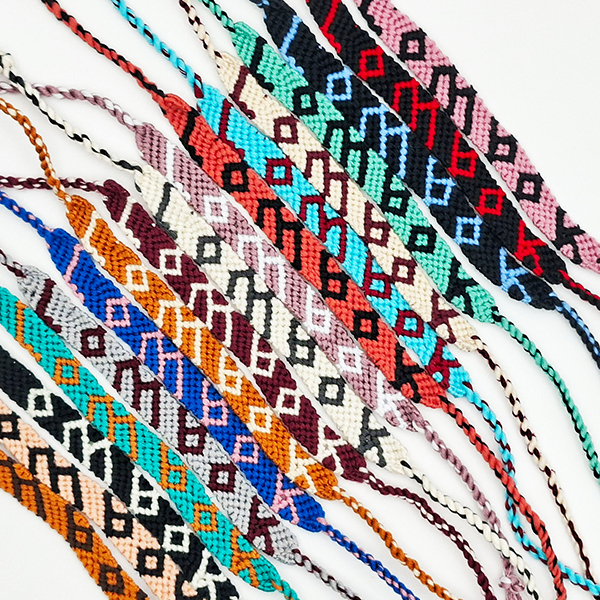 Gelang “LOMBOK”